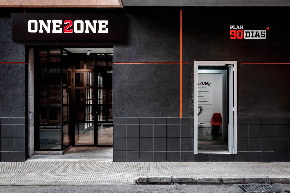 FachadaOne2One-calle Asturias